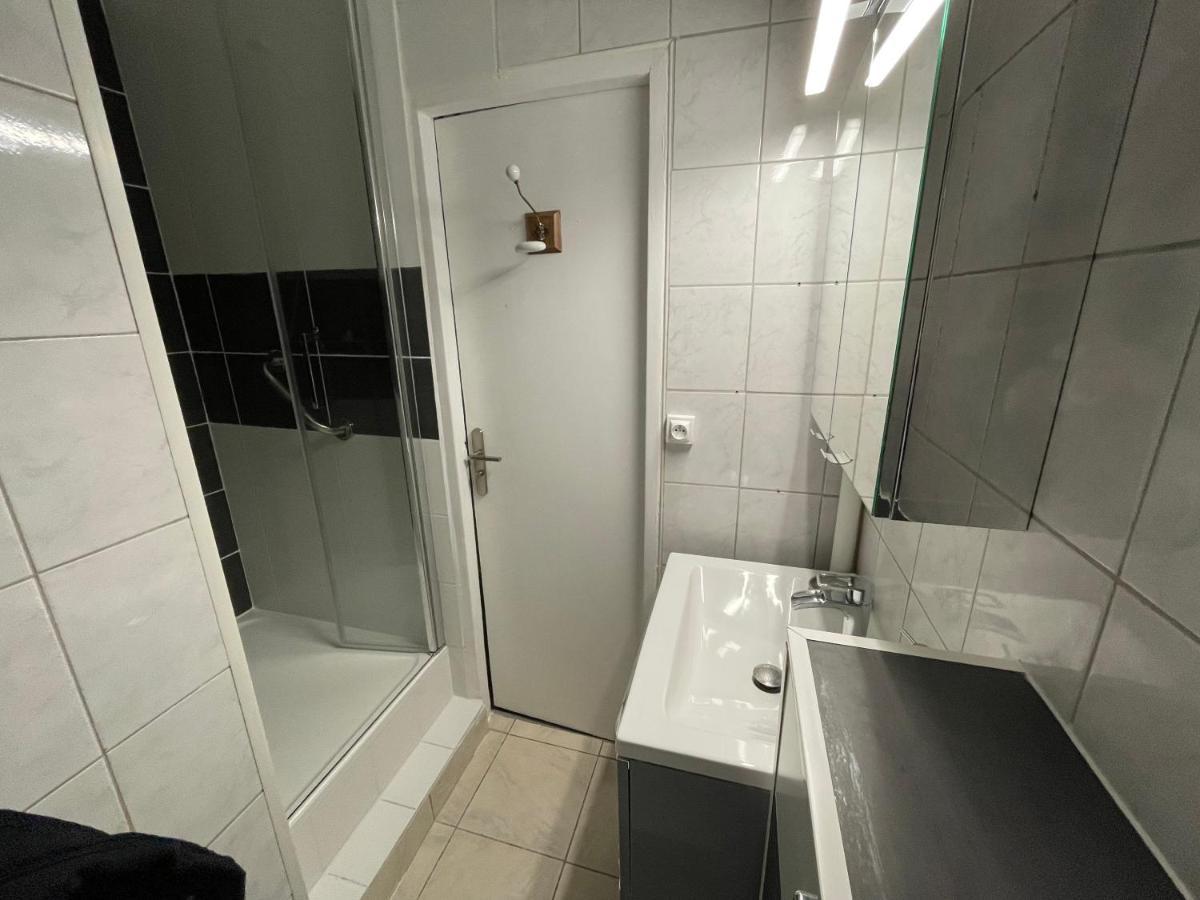 Tegmen, Joli Appartement Au Calme Caen Exterior foto